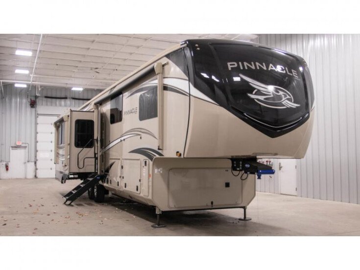 Thumbnail Photo undefined for 2023 JAYCO Pinnacle